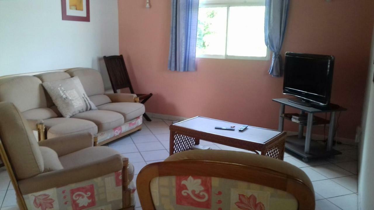 Apartamento Location saisonnière F3 meublé Schoelcher Exterior foto